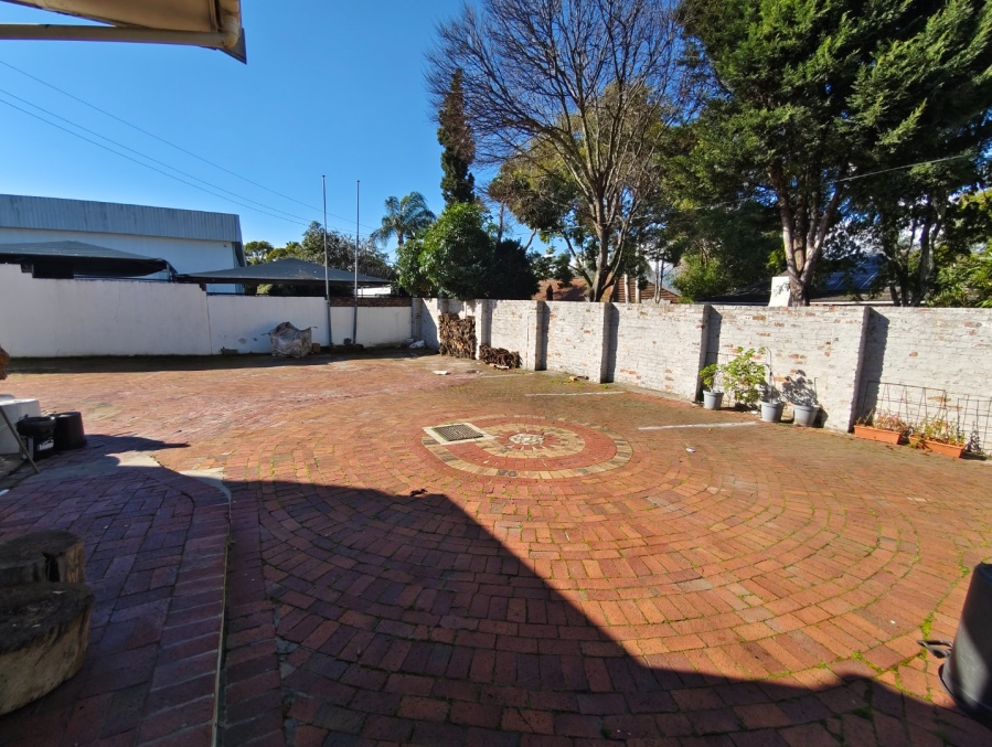 Commercial Property for Sale in Hoog En Droog Western Cape